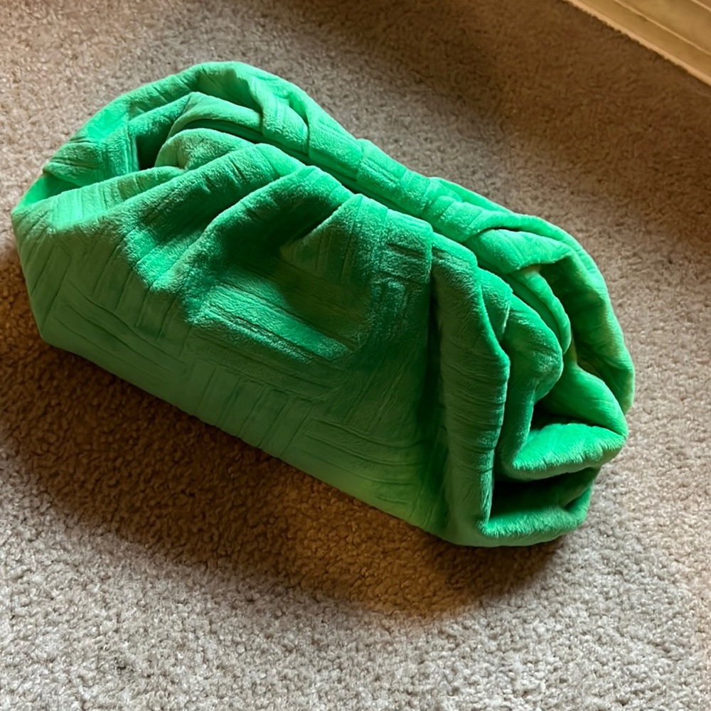 Green clutch, kinda like a bottega dupe! Never worn